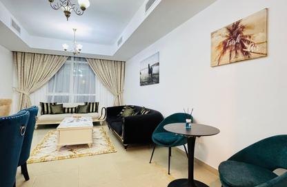 Apartment - 1 - 2 for rent in Beach Tower 2 - Al Khan Lagoon - Al Khan - Sharjah