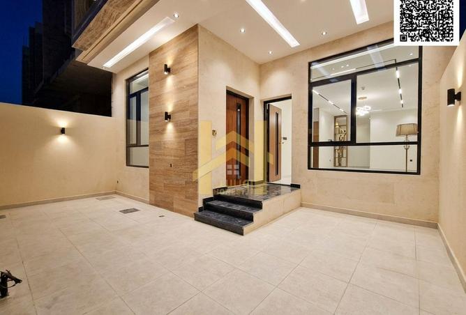 135652023 - Property Image 2