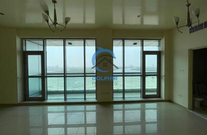 Apartment - Studio - 1 for rent in Julphar Residential Tower - Julphar Towers - Al Nakheel - Ras Al Khaimah
