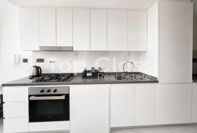 Modern Studio | Great Community | Prime Location photo 2