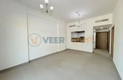 Apartment - 1 Bedroom - 1 Bathroom for rent in Prestige Building - International City Phase 2 - Al Warsan 4 - Al Warsan - Dubai
