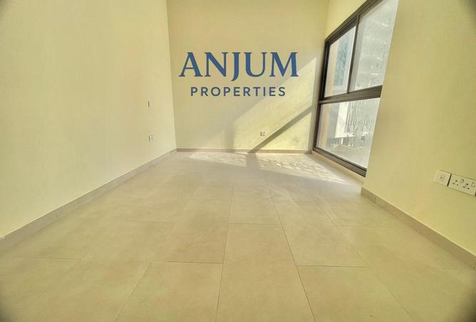 110972979 - Property Image 3