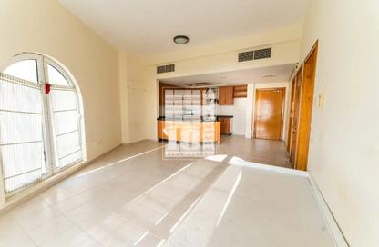 Apartment - 1 Bedroom - 2 Bathrooms for rent in Building 224 - Mogul Cluster - Discovery Gardens - Dubai Apartment - 1 Bedroom - 2 Bathrooms for rent in Building 224 - Mogul Cluster - Discovery Gardens - Dubai