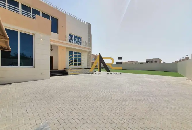 132495967 - Property Image 2