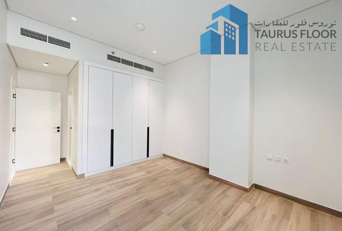 74263030 - Property Image 2