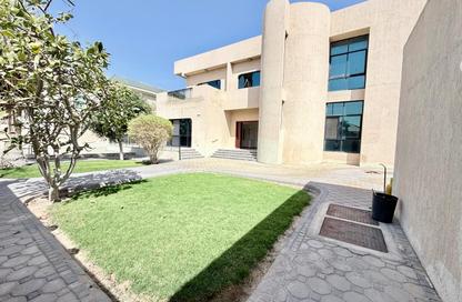 Villa - 4 Bedrooms - 6 Bathrooms for rent in Al Falaj - Al Riqqa - Sharjah
