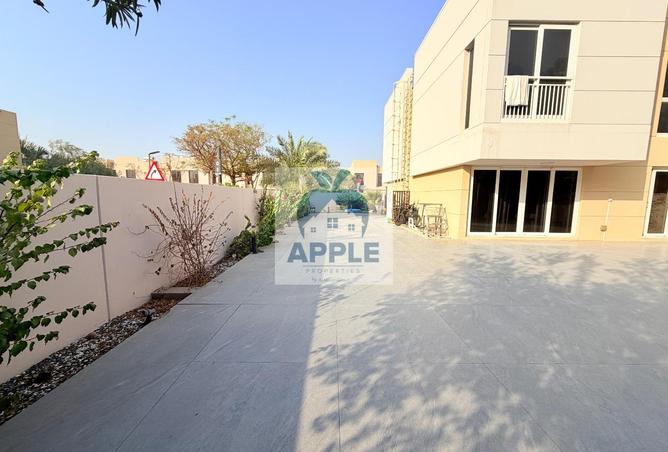 142382656 - Property Image 2