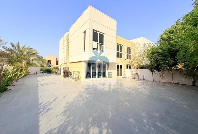142382656 - Property Main Image