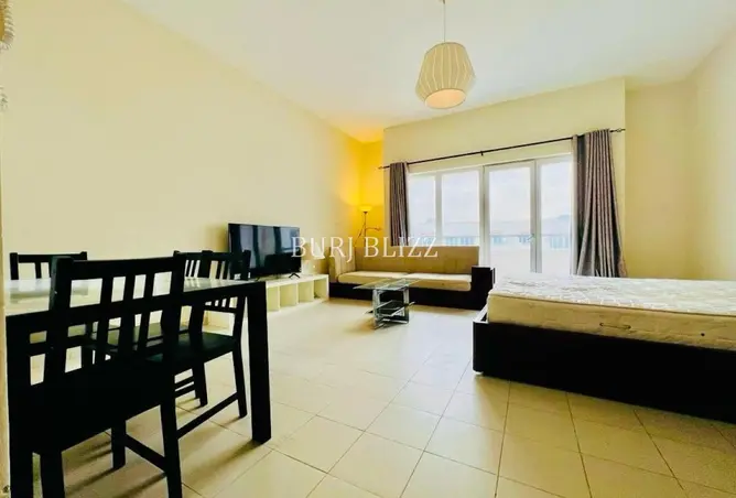 152815200 - Property Image 2