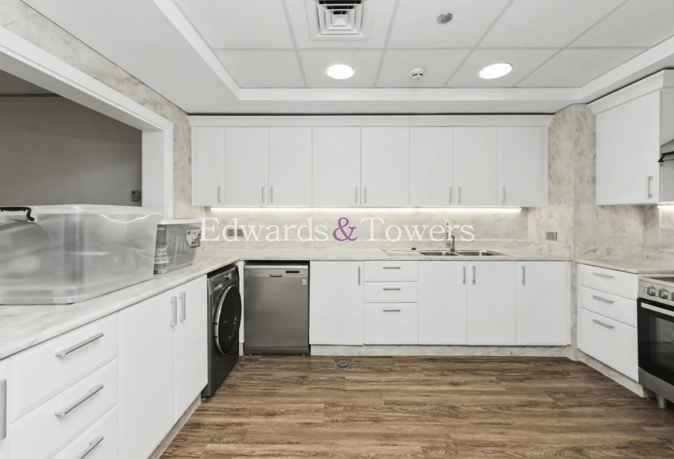 Full Sea View | Luxury Furnished |Upgraded| F Type photo 7