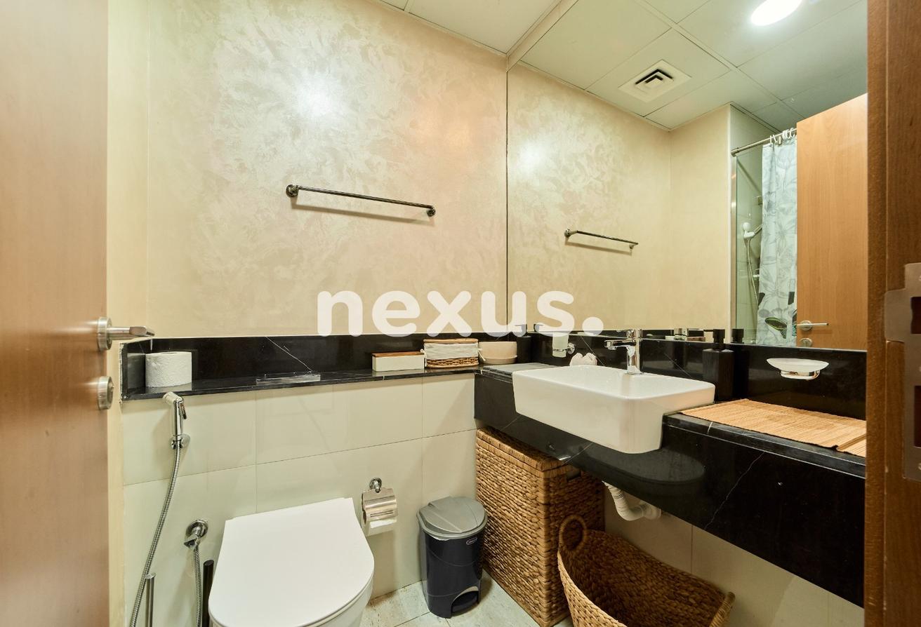 Elegant Fully Furnished Studio| Stunning Lake View photo 18