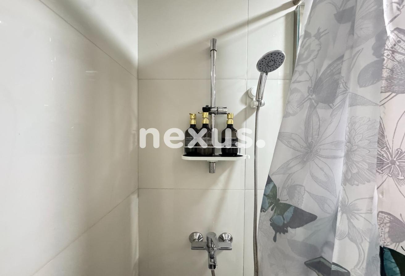 Elegant Fully Furnished Studio| Stunning Lake View photo 19