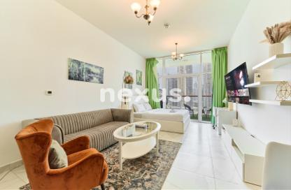 Apartment - Studio - 1 for rent in Millennium Binghatti Residences - Business Bay - Dubai