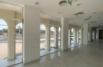 صالة عرض - استوديو - 3 حمامات للايجار في عود التوبة 1 - المقاطعة المركزية - العين