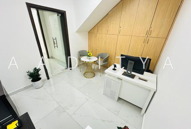 82803017 - Property Image 3