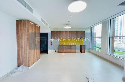 Apartment - Studio - 1 for rent in DXB Tower - Sheikh Zayed Road - Dubai