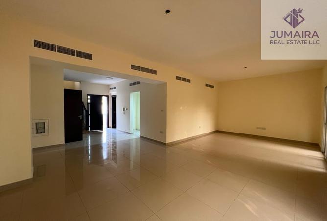 78995385 - Property Image 3