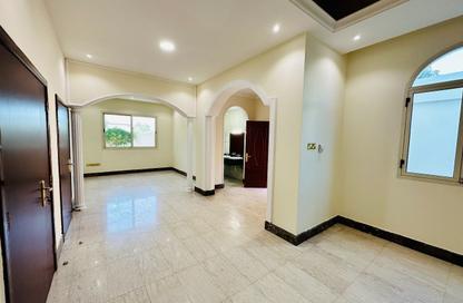 Villa - 5 - 6 for rent in Al Fisht - Al Heerah - Sharjah Villa - 5 - 6 for rent in Al Fisht - Al Heerah - Sharjah