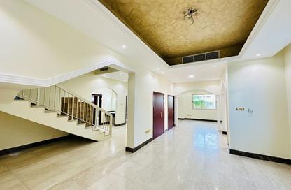 Villa - 5 - 6 for rent in Al Fisht - Al Heerah - Sharjah Villa - 5 - 6 for rent in Al Fisht - Al Heerah - Sharjah