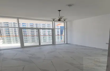 Apartment - 2 Bedrooms - 2 Bathrooms for rent in Millennium Binghatti Residences - Business Bay - Dubai