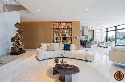 Villa - 5 - 6 for rent in Garden Homes Frond N - Garden Homes - Palm Jumeirah - Dubai Villa - 5 - 6 for rent in Garden Homes Frond N - Garden Homes - Palm Jumeirah - Dubai