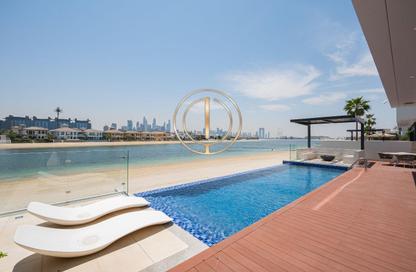 Villa - 5 - 6 for rent in Garden Homes Frond N - Garden Homes - Palm Jumeirah - Dubai