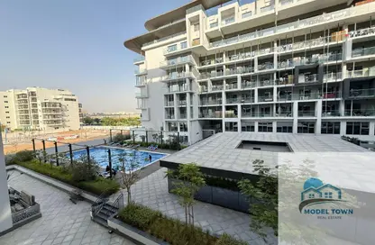 Apartment - Studio - 1 Bathroom for rent in Oasis 1 - Oasis Residences - Masdar City - Abu Dhabi