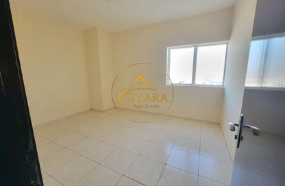 Apartment - 2 Bedrooms - 3 Bathrooms for rent in Taliatela Street - Al Nahda - Sharjah