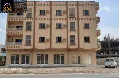 عمارة بالكامل - 8 غرف نوم - 8 حمامات للبيع في شارع الشيخ جابر الصباح - النعيمية - النعيمية - عجمان