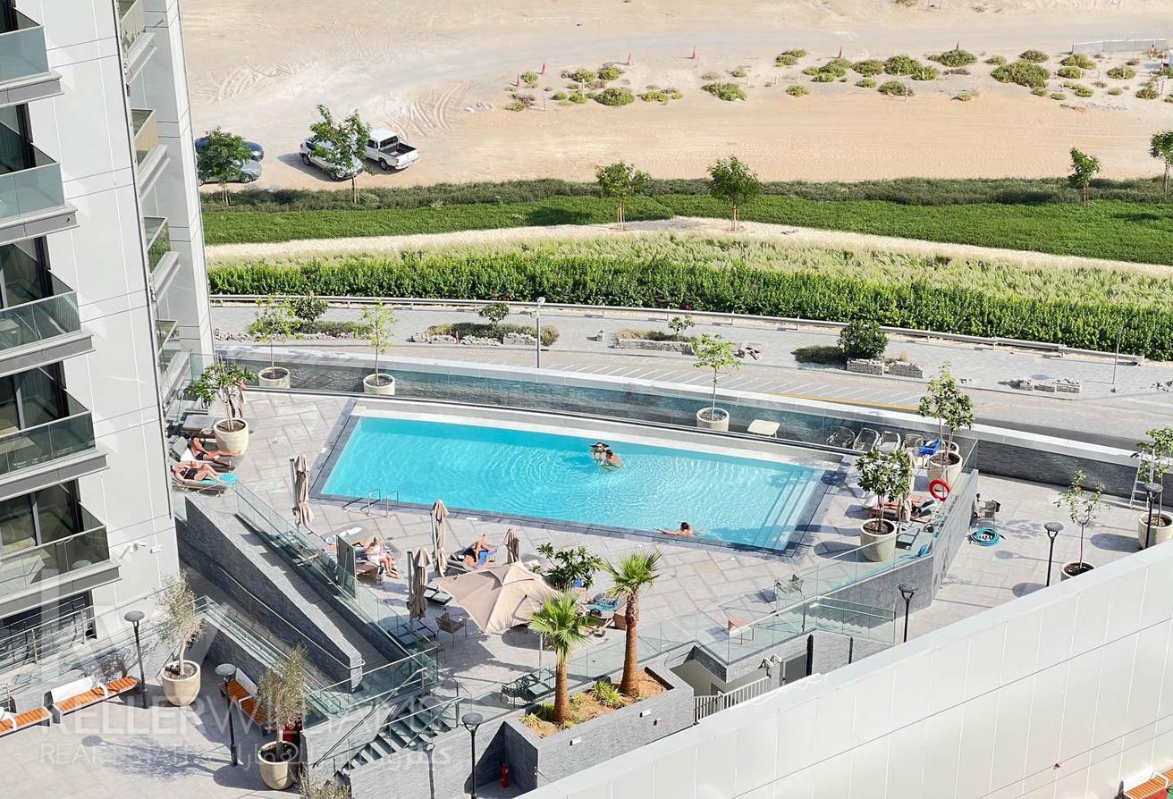LovelyFully Furnished Studio w Swimming pool View photo 14