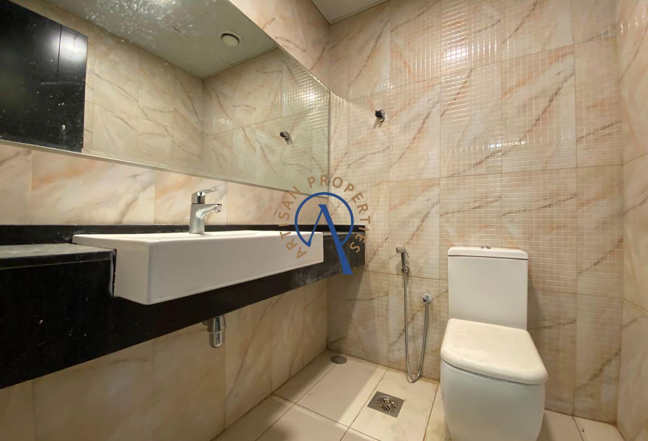 SPACIOUS | ELEGANT FINISH | VACANT photo 6