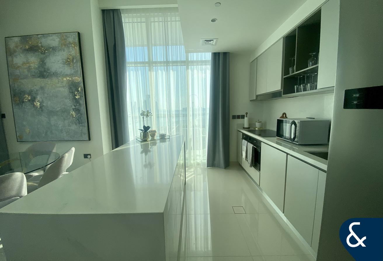 Emaar Beachfront | Three Bedroom | Furnished photo 12