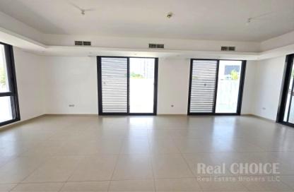 Villa - 4 - 5 for rent in Manazil Al Barsha 01 - Al Barsha 1 - Al Barsha - Dubai Villa - 4 - 5 for rent in Manazil Al Barsha 01 - Al Barsha 1 - Al Barsha - Dubai