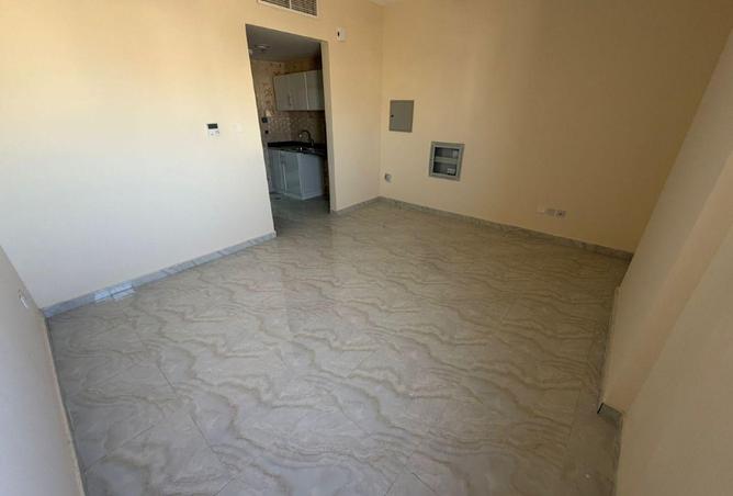 57348204 - صورة العقار 3