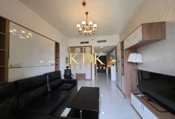 83651002 - Property Image 2