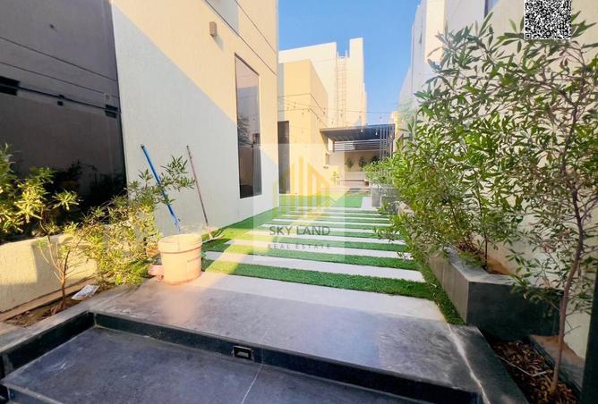 74263988 - Property Image 3