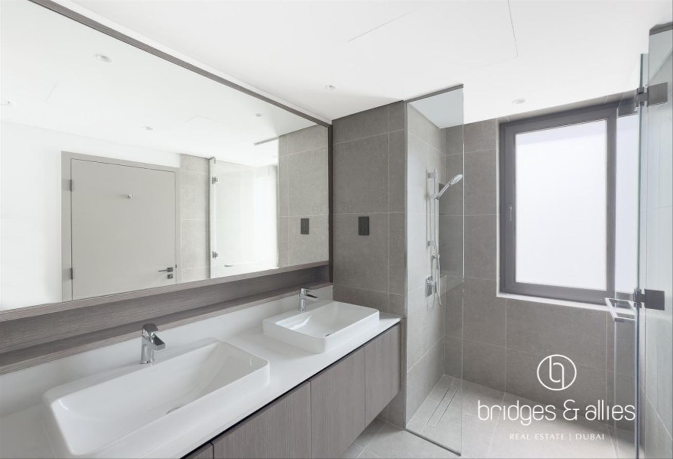 4 BEDS + MAID | BIG PLOT| INTERNAL FACING photo 12