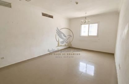 Apartment - 2 Bedrooms - 3 Bathrooms for rent in Al Qulaya'ah - Al Sharq - Sharjah