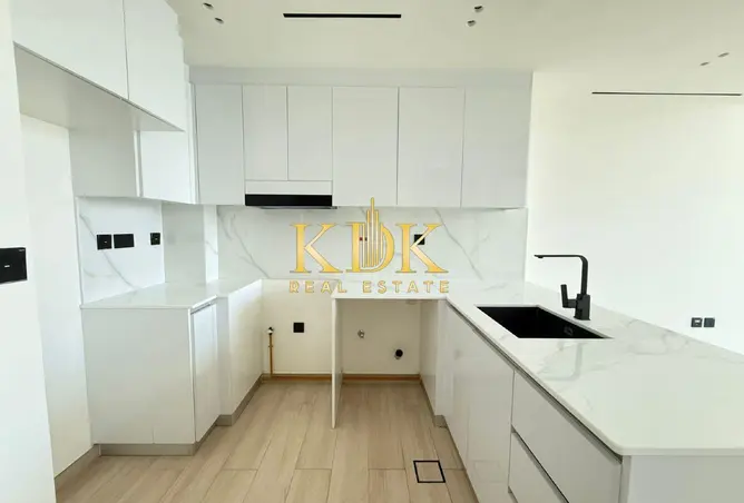 91798373 - Property Image 3
