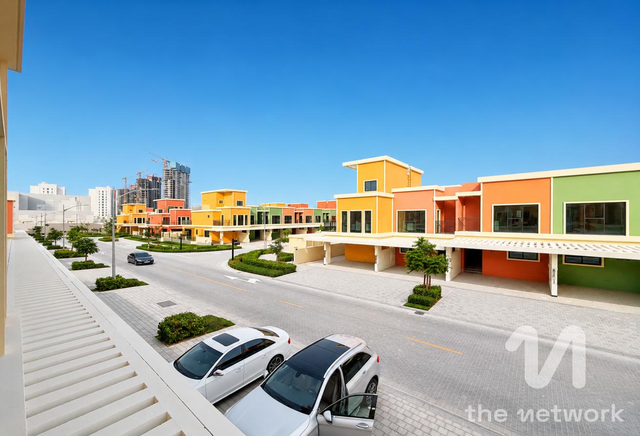 Brand New | Spacious 5 Bedrooms | Vacant photo 24
