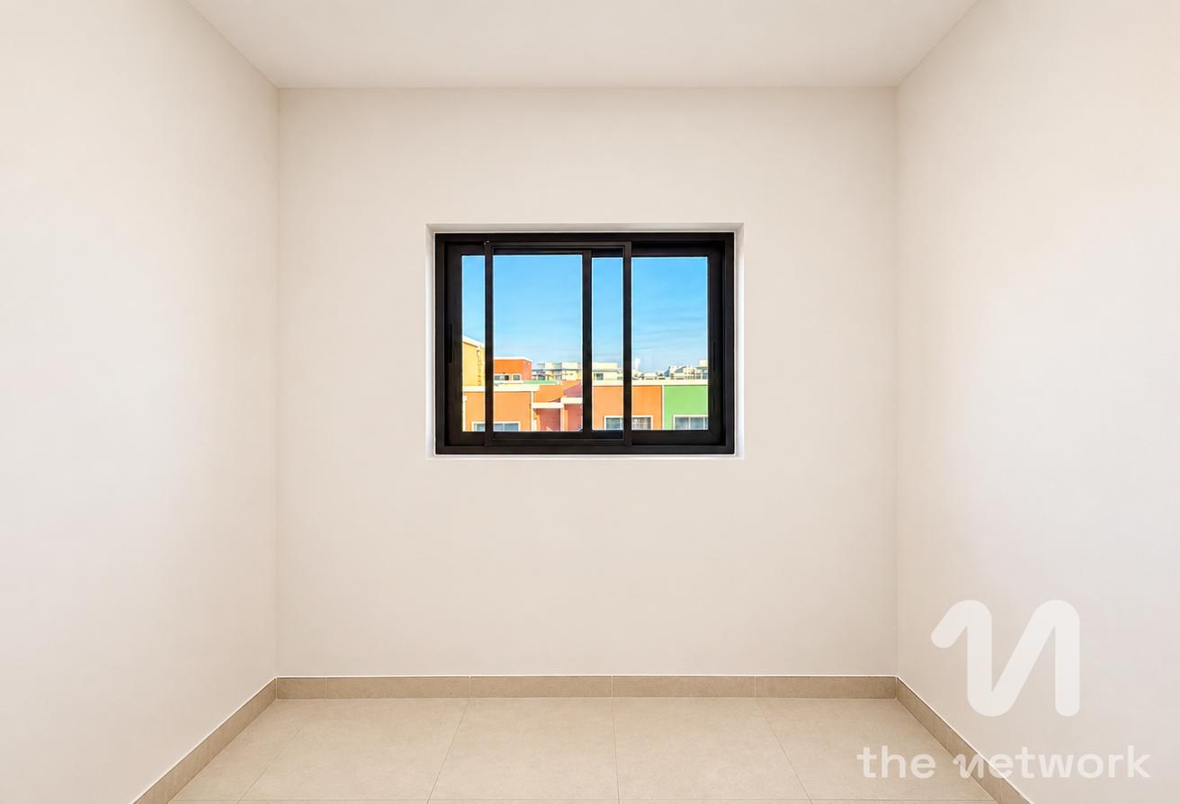 Brand New | Spacious 5 Bedrooms | Vacant photo 20