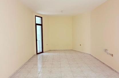 Apartment - 3 Bedrooms - 3 Bathrooms for rent in Hamdan Street - Abu Dhabi