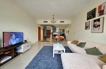 Apartment - 1 - 2 for sale in Magnolia 2 - Emirates Gardens 2 - District 14 - Jumeirah Village Circle - Dubai