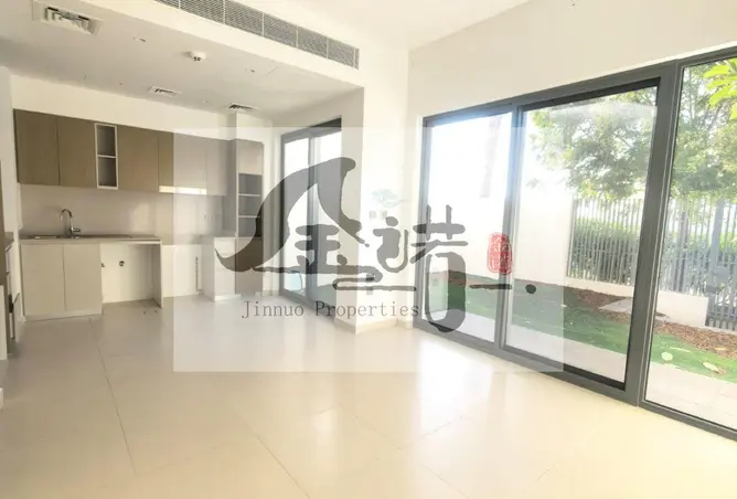 83226669 - Property Image 2