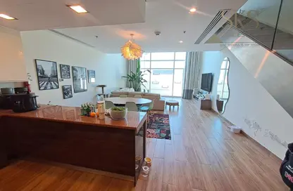 شقة - غرفة نوم - 2 حمامات للايجار في باي سكوير مبني رقم 12 - باي سكوير - الخليج التجاري - دبي