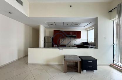 Apartment - 2 Bedrooms - 2 Bathrooms for rent in Cascades Tower - Dubai Marina - Dubai