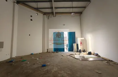 Warehouse - Studio - 1 Bathroom for rent in Al Jlail - Al Sajaa - Sharjah