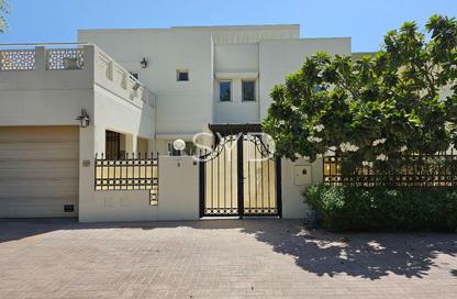Villa - 5 Bedrooms - 6 Bathrooms for rent in Meadows 4 - Meadows - Dubai Villa - 5 Bedrooms - 6 Bathrooms for rent in Meadows 4 - Meadows - Dubai