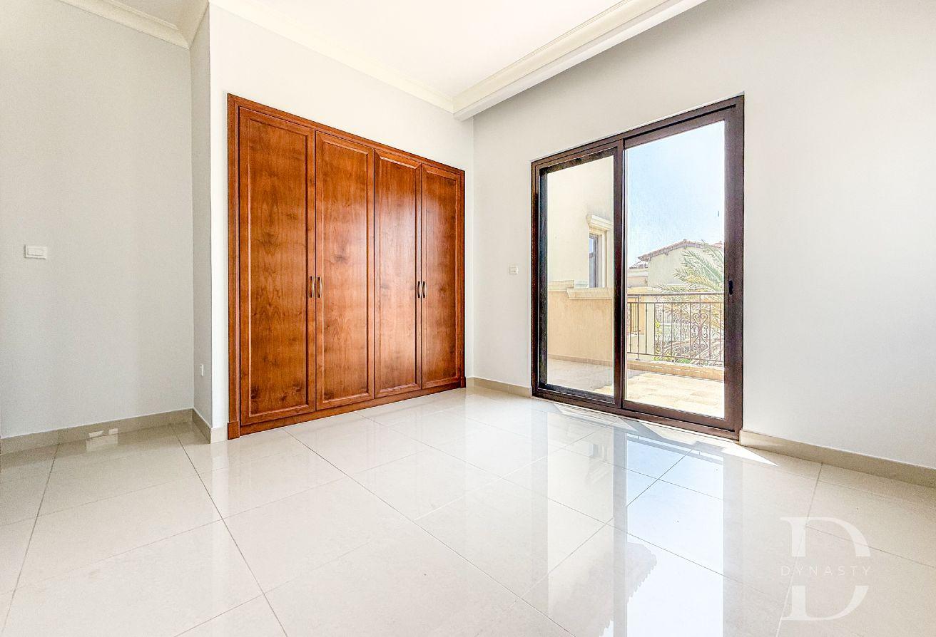 Rare To Market | Large 4 Bed | Ready To Move photo 15