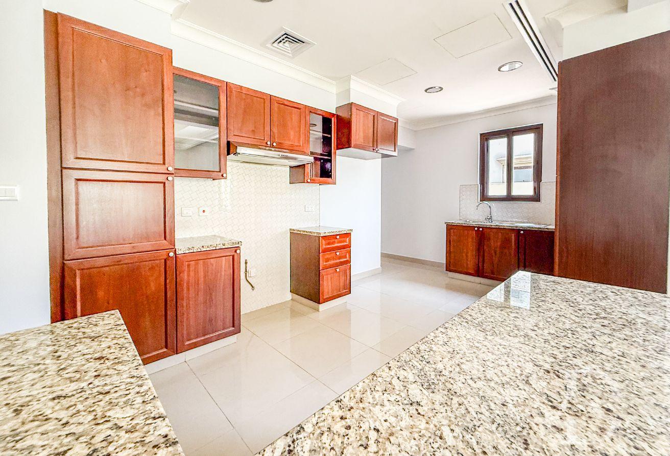 Rare To Market | Large 4 Bed | Ready To Move photo 9